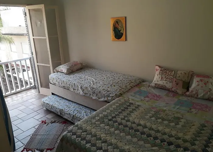 Apartamento Na Enseada 50 Metros Da Praia